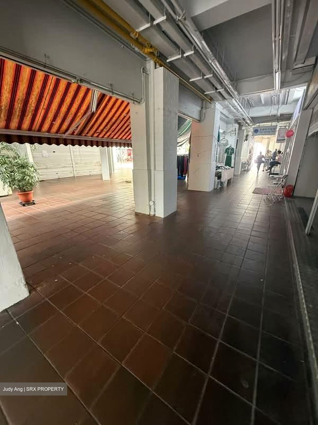 Tampines Heart (D18), Retail #585396711